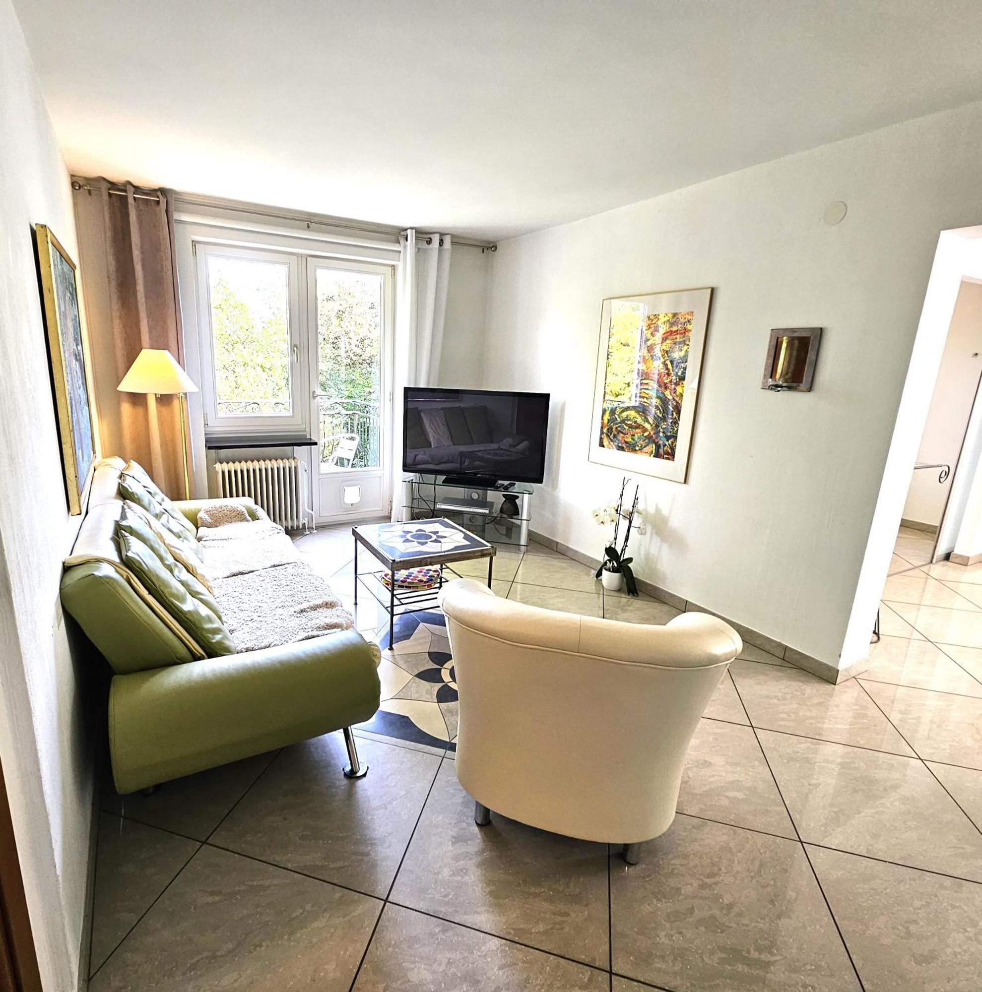 Solrosen I Simrishamn - Oesterlen Exteriér fotografie